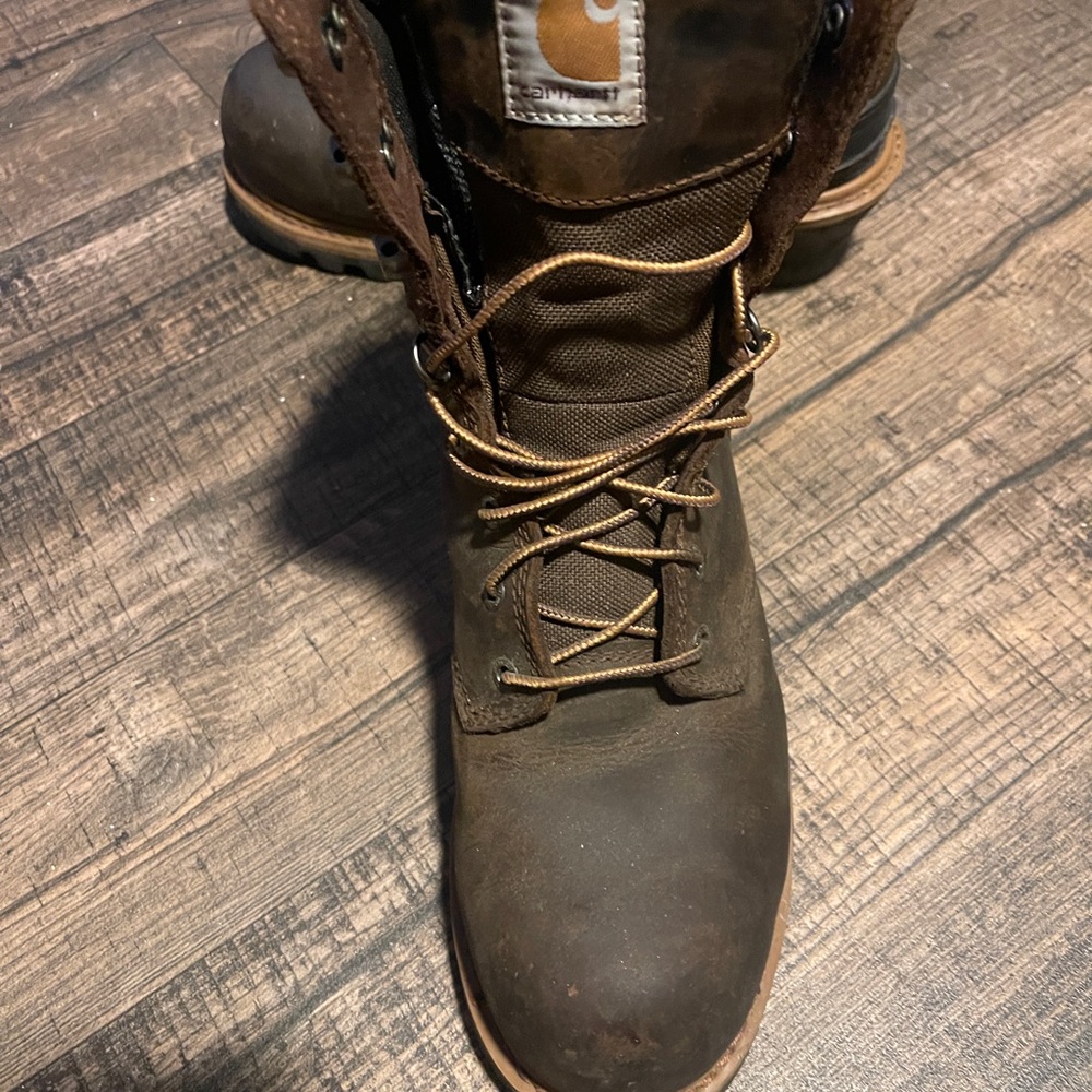 Like new carhartt steel toe men’s boots